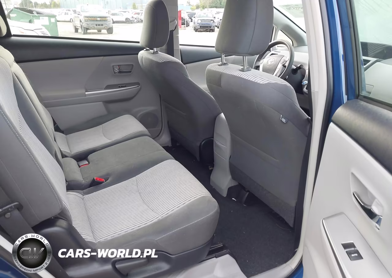 2016 Toyota Prius V Three VIN:JTDZN3EU7GJ049920 - 8