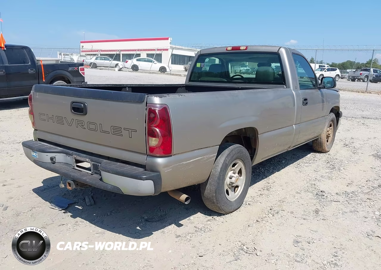 2003 Chevrolet Silverado 1500 Work Truck VIN:1GCEC14X33Z132034 - 4