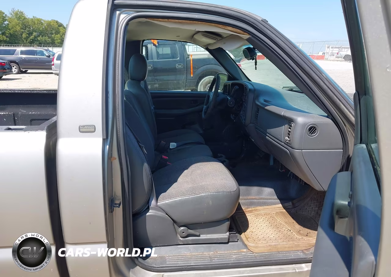 2003 Chevrolet Silverado 1500 Work Truck VIN:1GCEC14X33Z132034 - 5