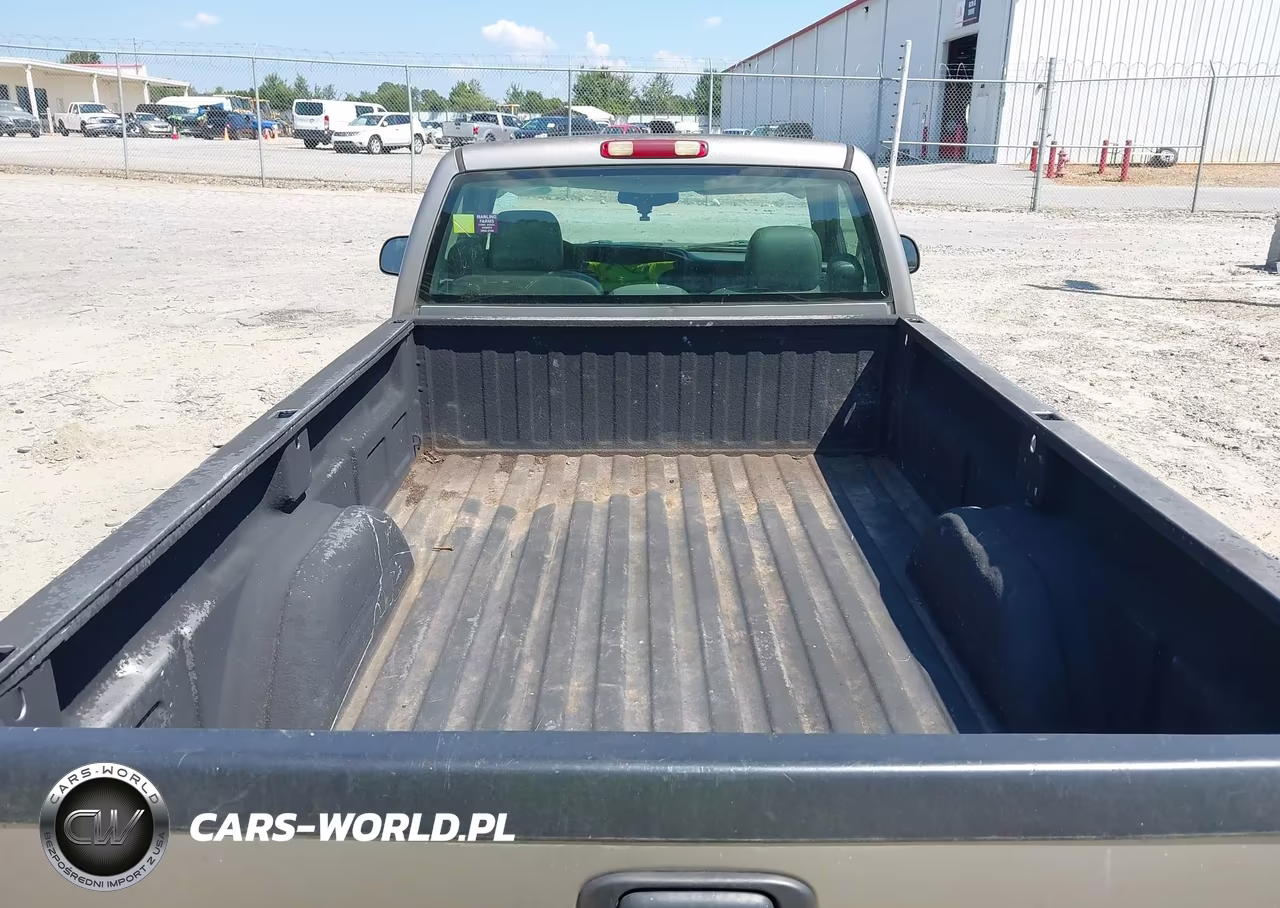 2003 Chevrolet Silverado 1500 Work Truck VIN:1GCEC14X33Z132034 - 8
