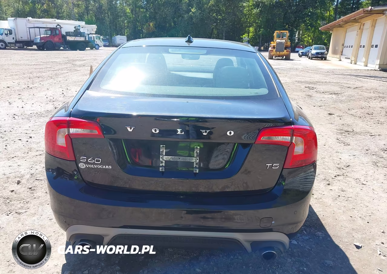2017 Volvo S60 T5 Dynamic VIN:YV126MFL2H2436777 - 16