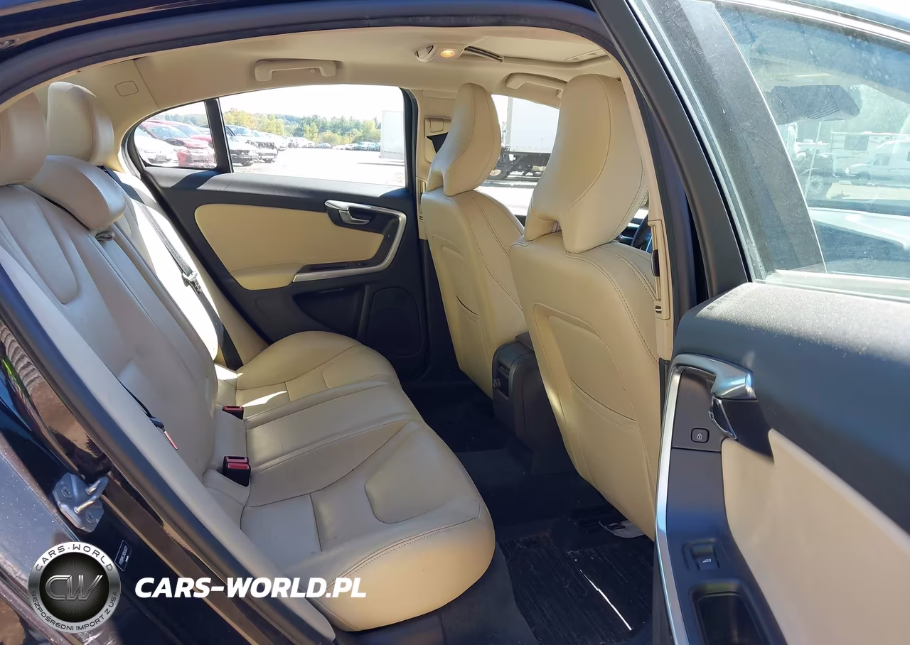 2017 Volvo S60 T5 Dynamic VIN:YV126MFL2H2436777 - 8