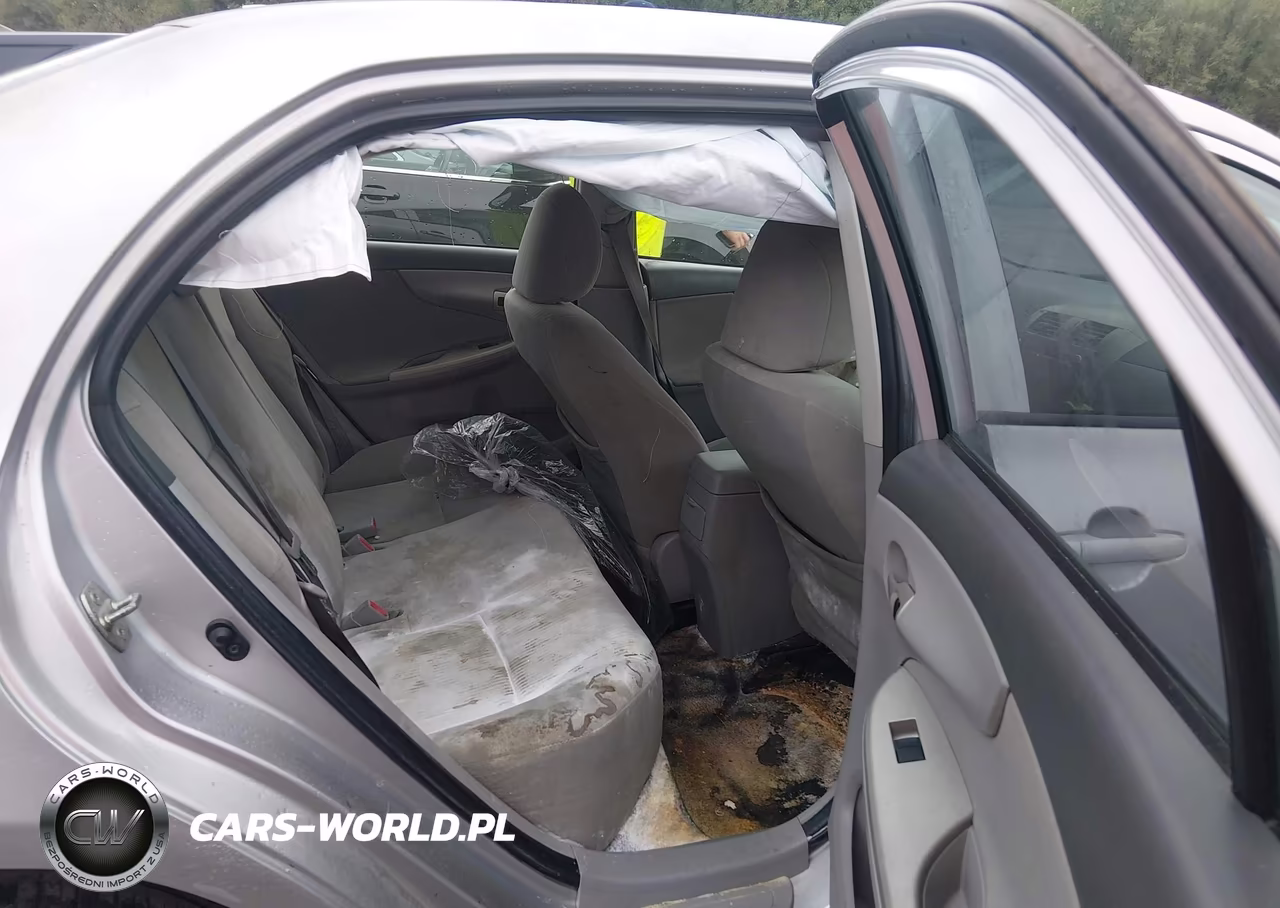 2010 Toyota Corolla Le VIN:1NXBU4EE0AZ310129 - 8