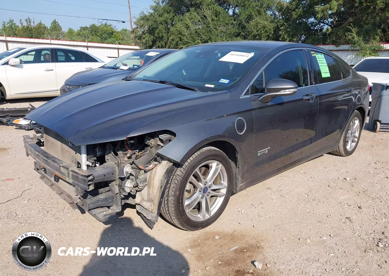 2016 Ford Fusion Energi Titanium VIN:3FA6P0SU4GR327555 - 2