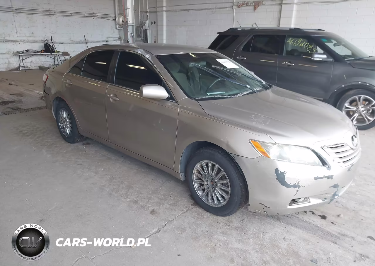 2009 Toyota Camry Le – zdjęcie 1 z 13