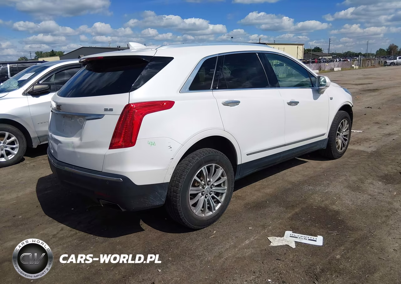 2018 Cadillac Xt5 Luxury VIN:1GYKNDRS8JZ167686 - 4