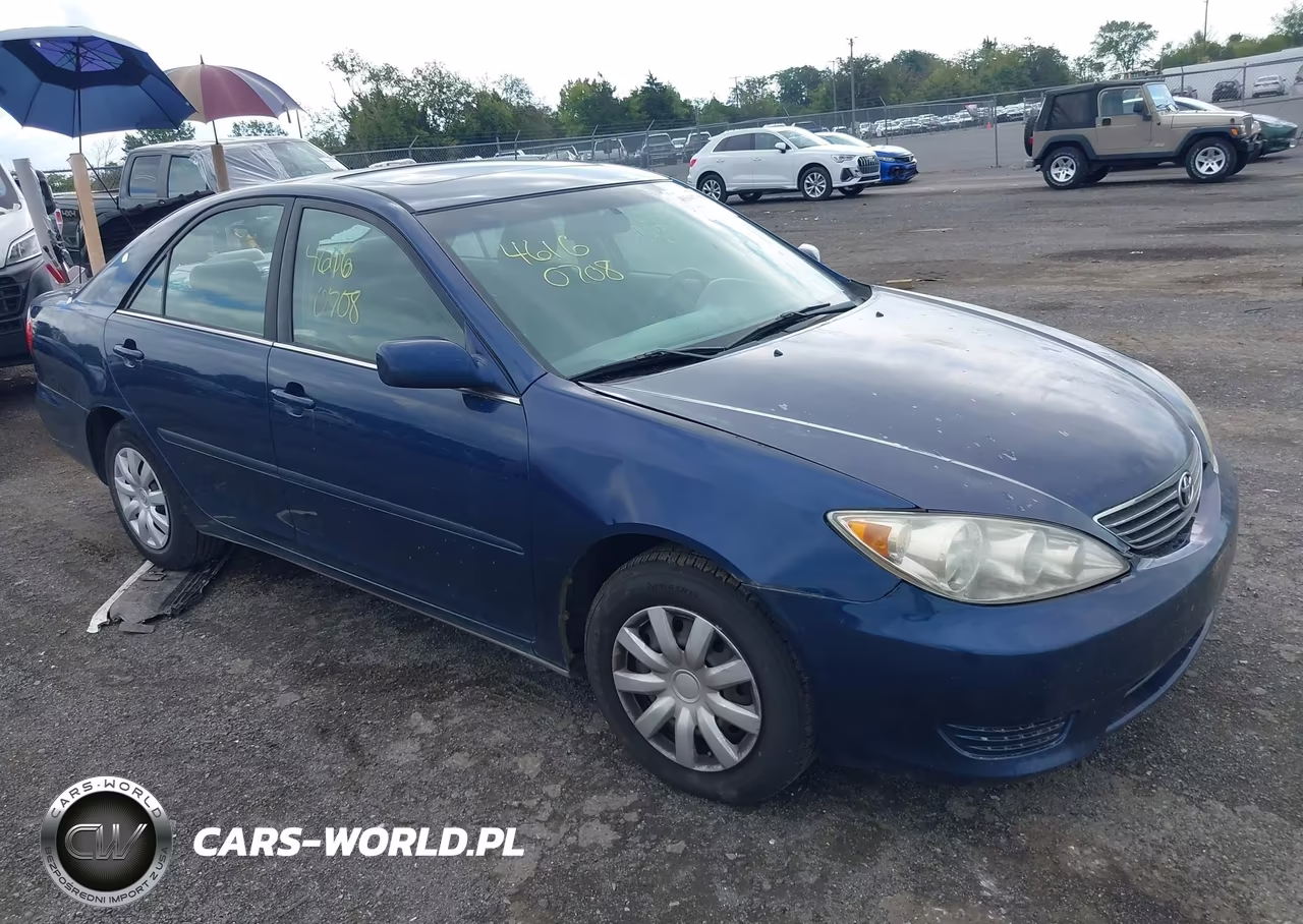 2005 Toyota Camry Le