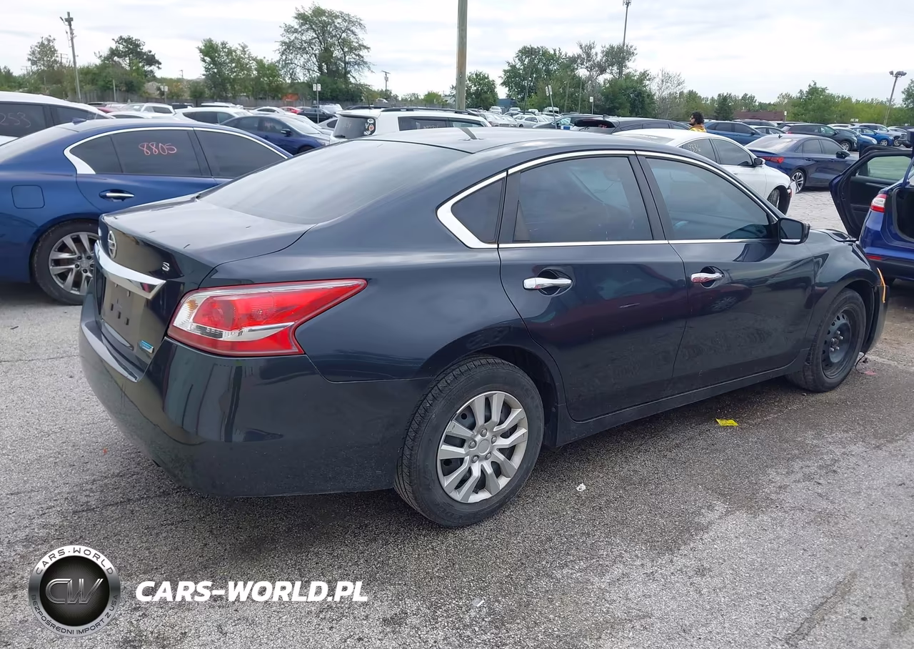 2013 Nissan Altima 2.5 S VIN:1N4AL3AP2DC278904 - 4