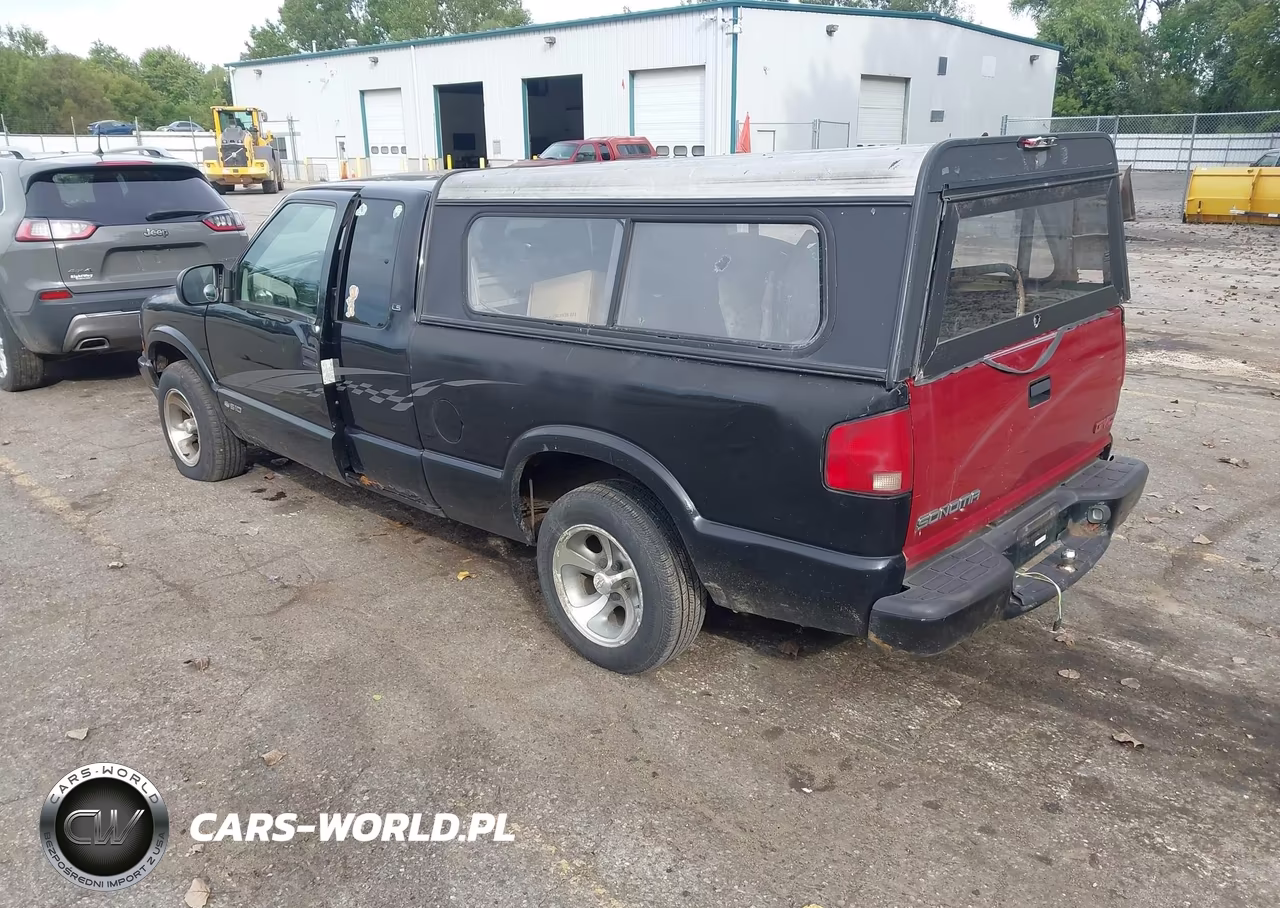 2001 Chevrolet S-10 Ls VIN:1GCCS195018163049 - 3