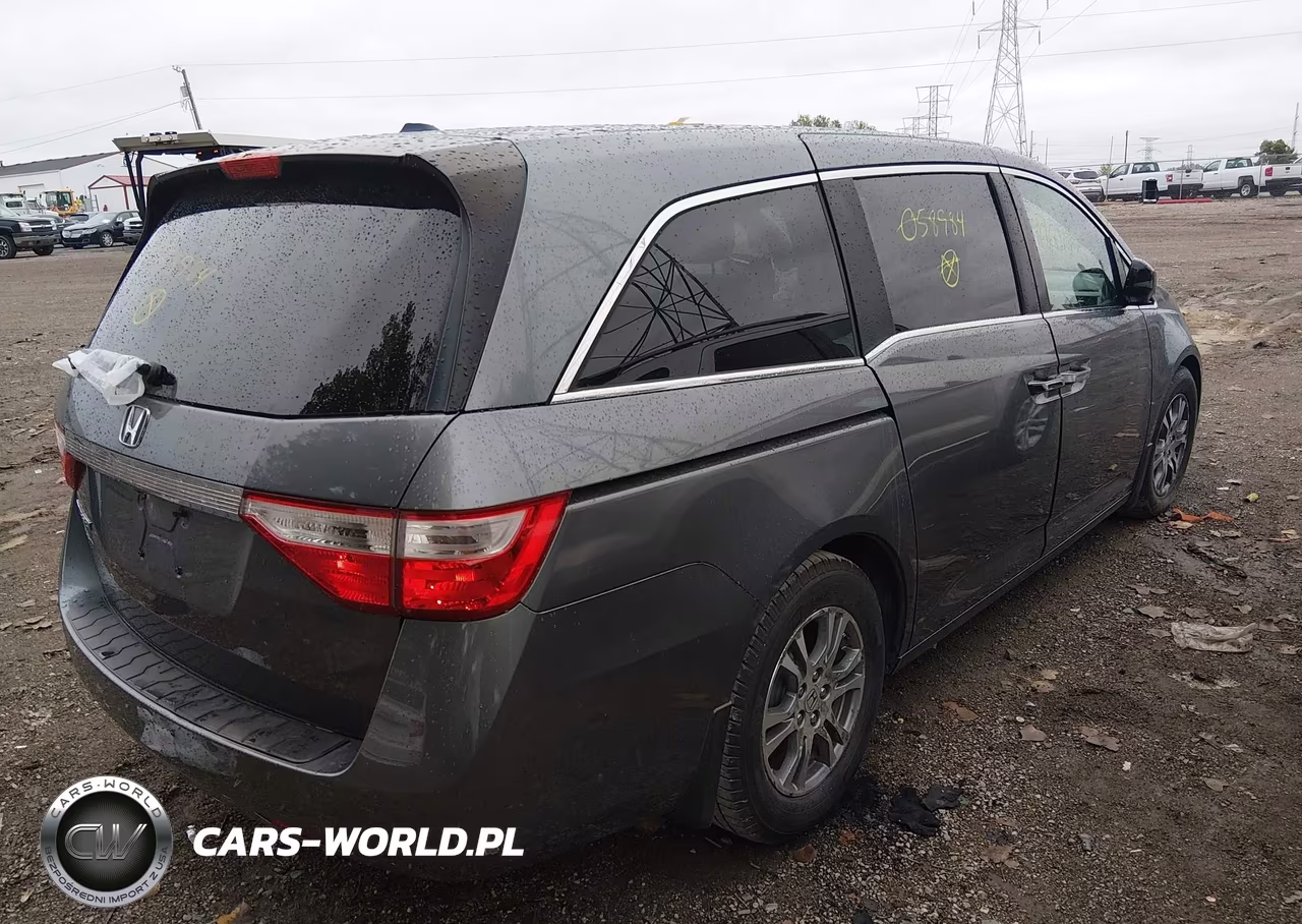 2013 Honda Odyssey Ex-L VIN:5FNRL5H6XDB058984 - 4