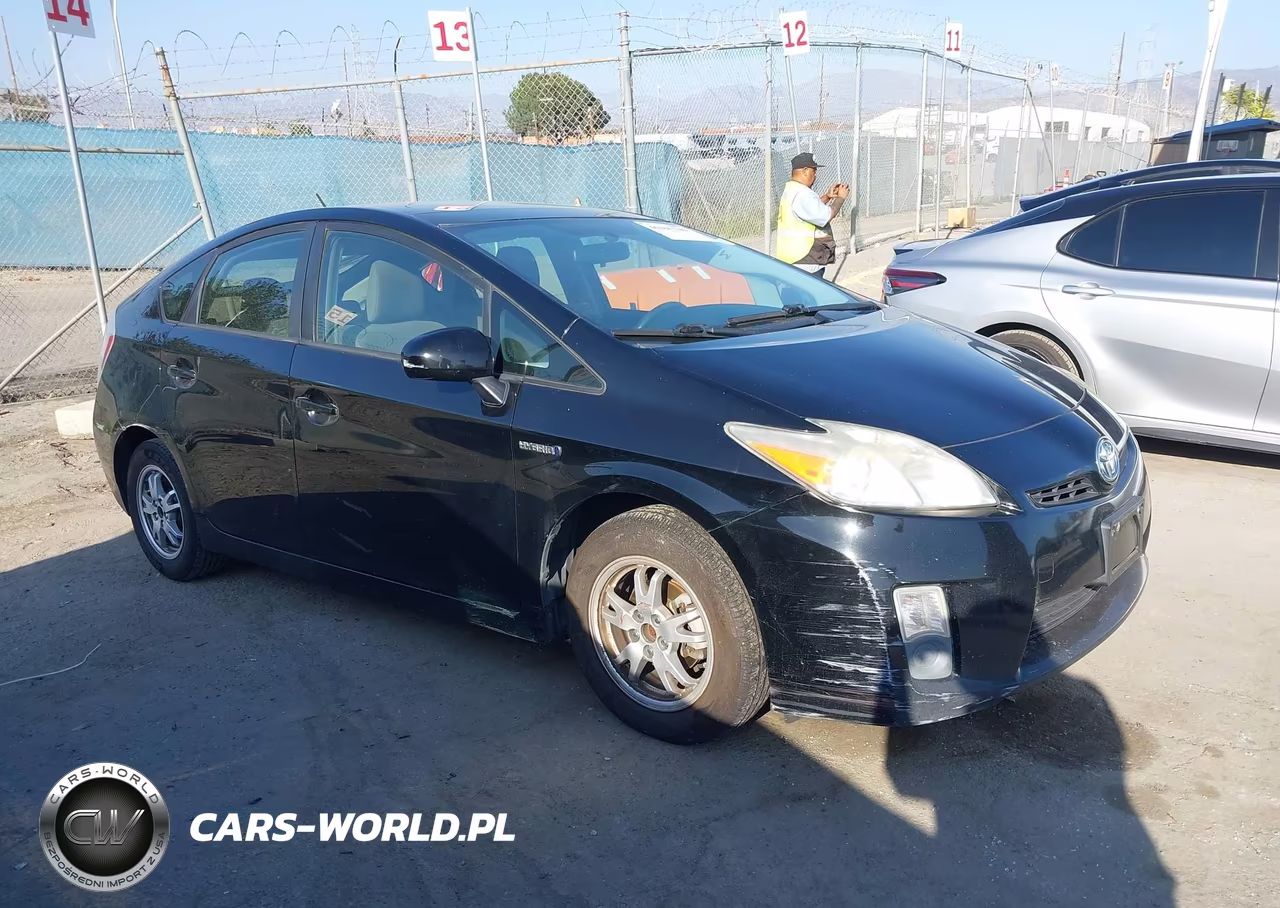 2011 Toyota Prius Three – zdjęcie 1 z 16