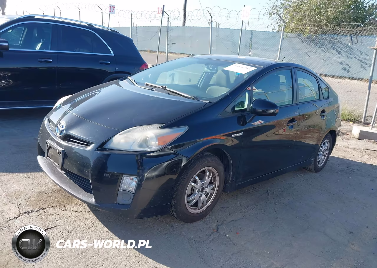 2011 Toyota Prius Three VIN:JTDKN3DU2B1429095 - 2