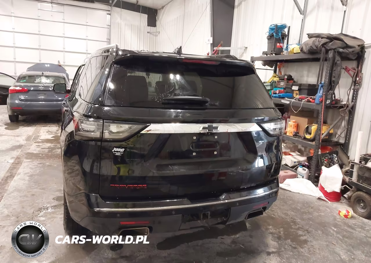 2019 Chevrolet Traverse Premier VIN:1GNEVKKW8KJ250496 - 16