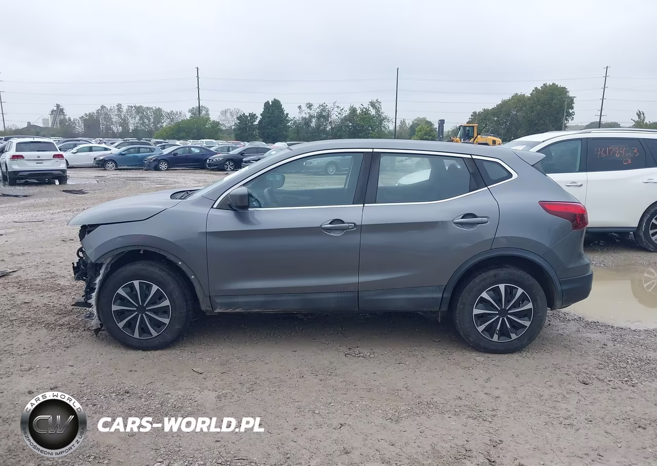 2019 Nissan Rogue Sport S VIN:JN1BJ1CR6KW335692 - 14