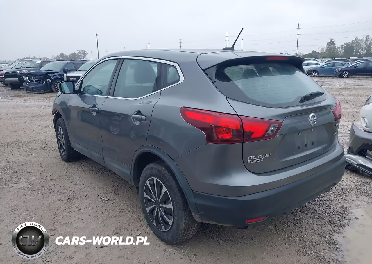 2019 Nissan Rogue Sport S VIN:JN1BJ1CR6KW335692 - 3