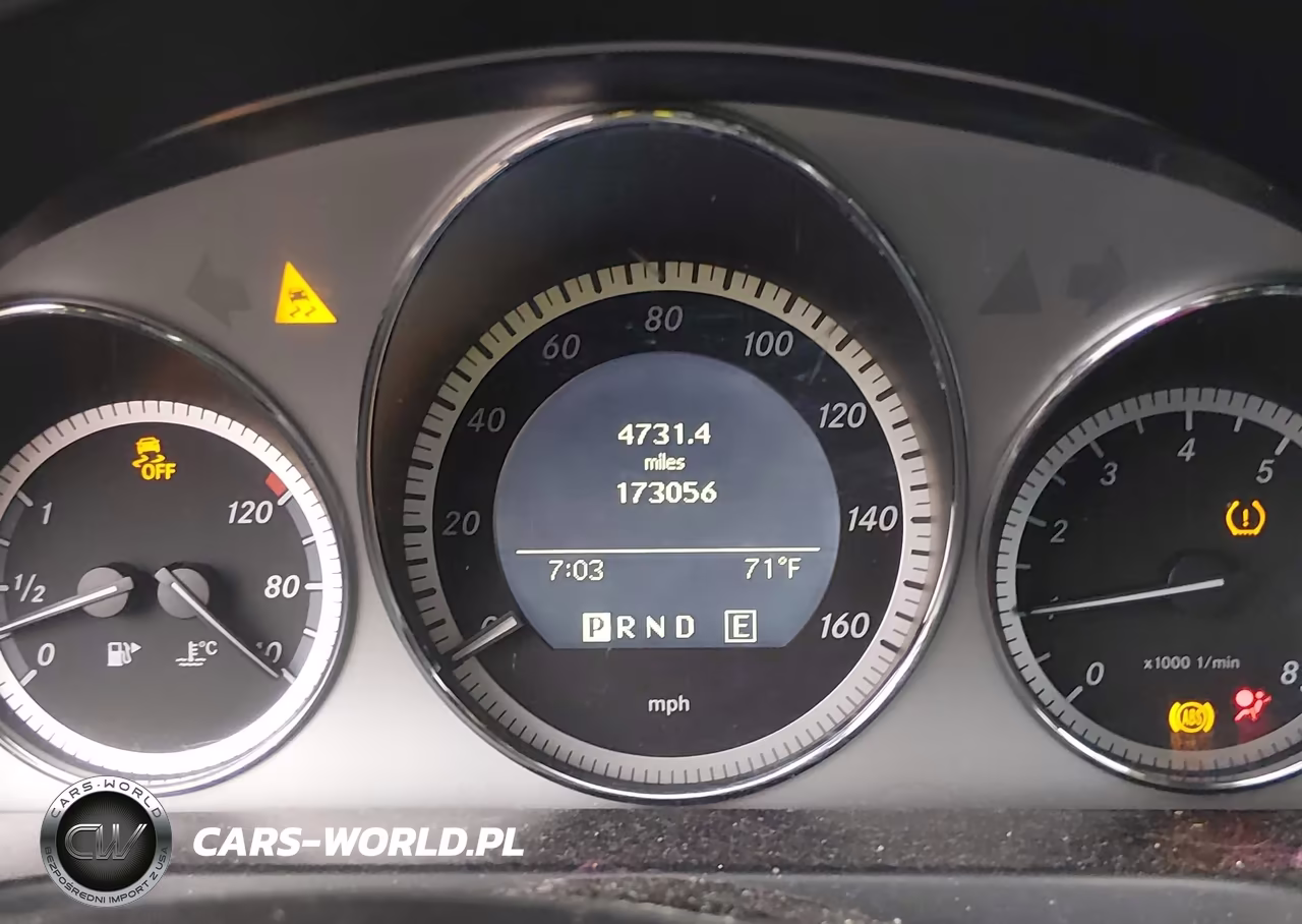 2011 Mercedes-Benz C 300 Luxury-Sport VIN:WDDGF5EBXBA520326 - 7