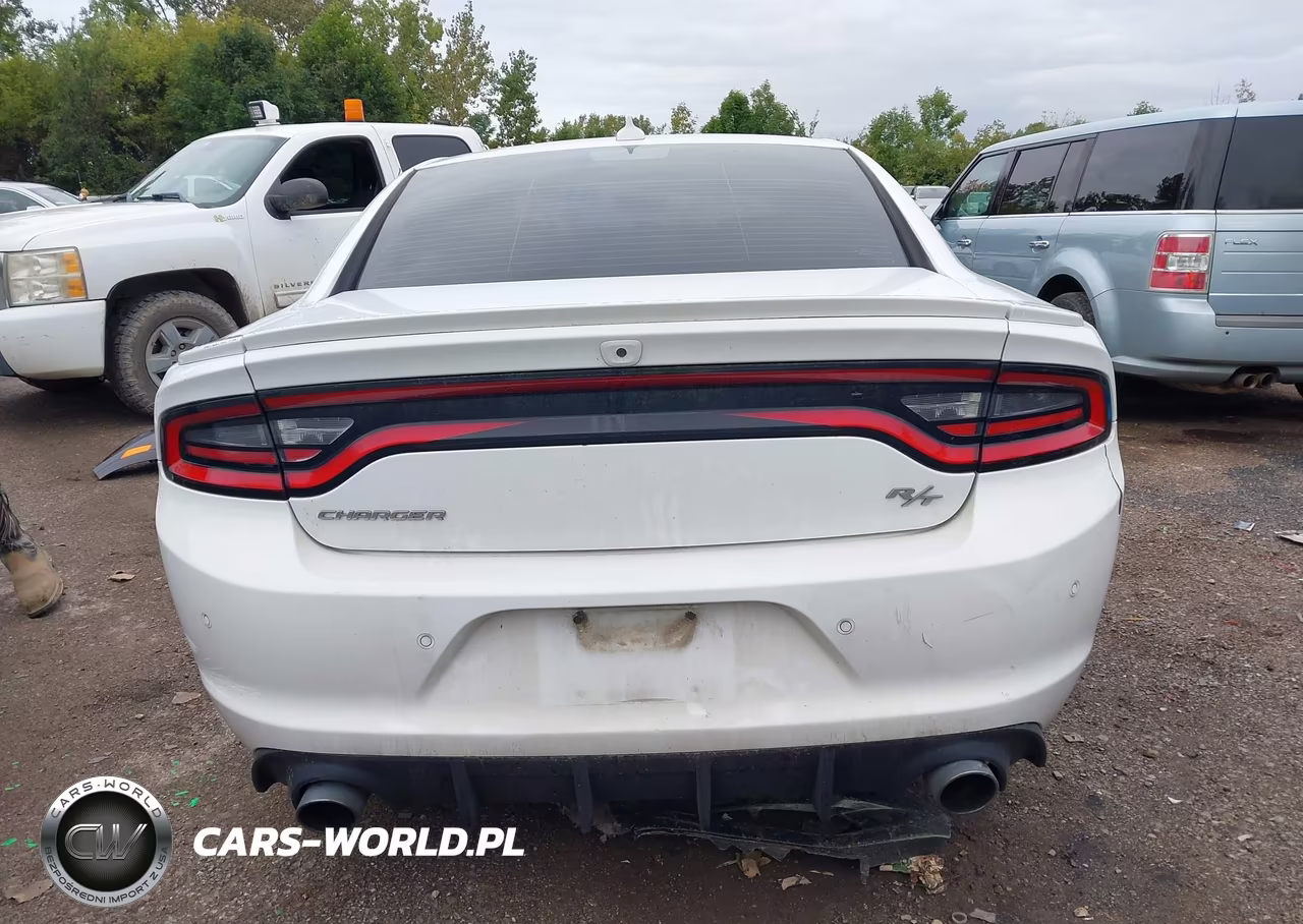 2015 Dodge Charger R-T VIN:2C3CDXCTXFH915723 - 16