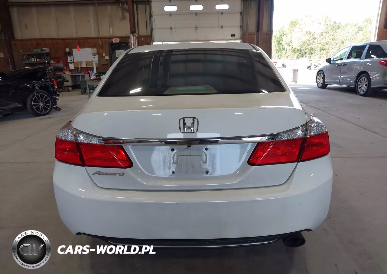 2014 Honda Accord Lx VIN:1HGCR2F33EA028894 - 16