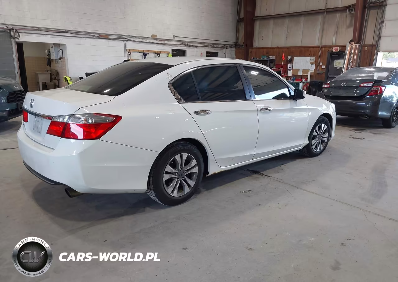 2014 Honda Accord Lx VIN:1HGCR2F33EA028894 - 4