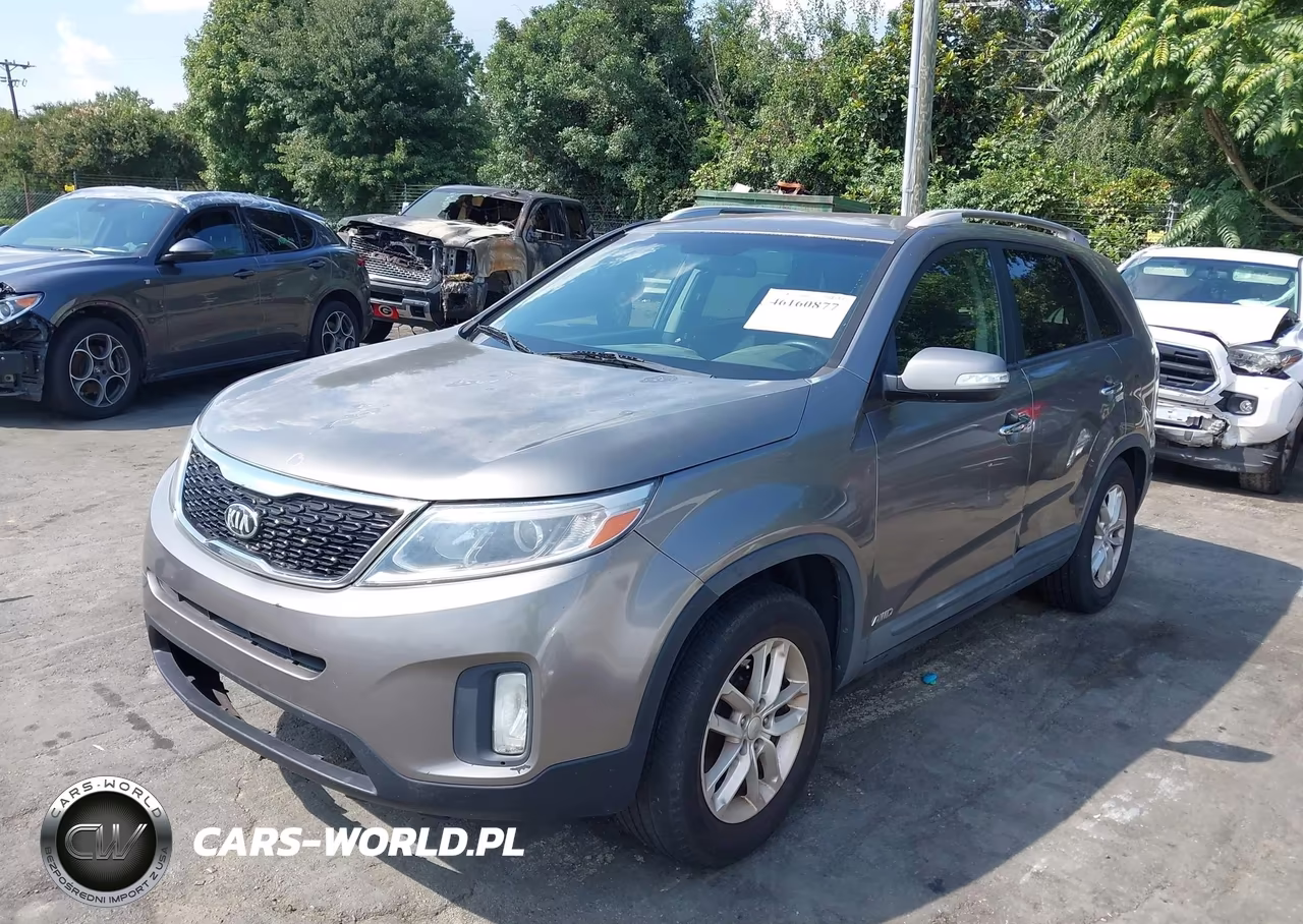 2015 Kia Sorento Lx VIN:5XYKTCA62FG572579 - 2
