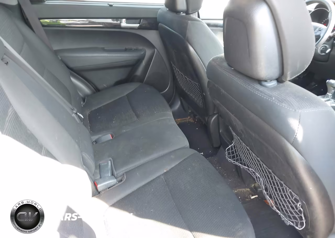 2015 Kia Sorento Lx VIN:5XYKTCA62FG572579 - 8