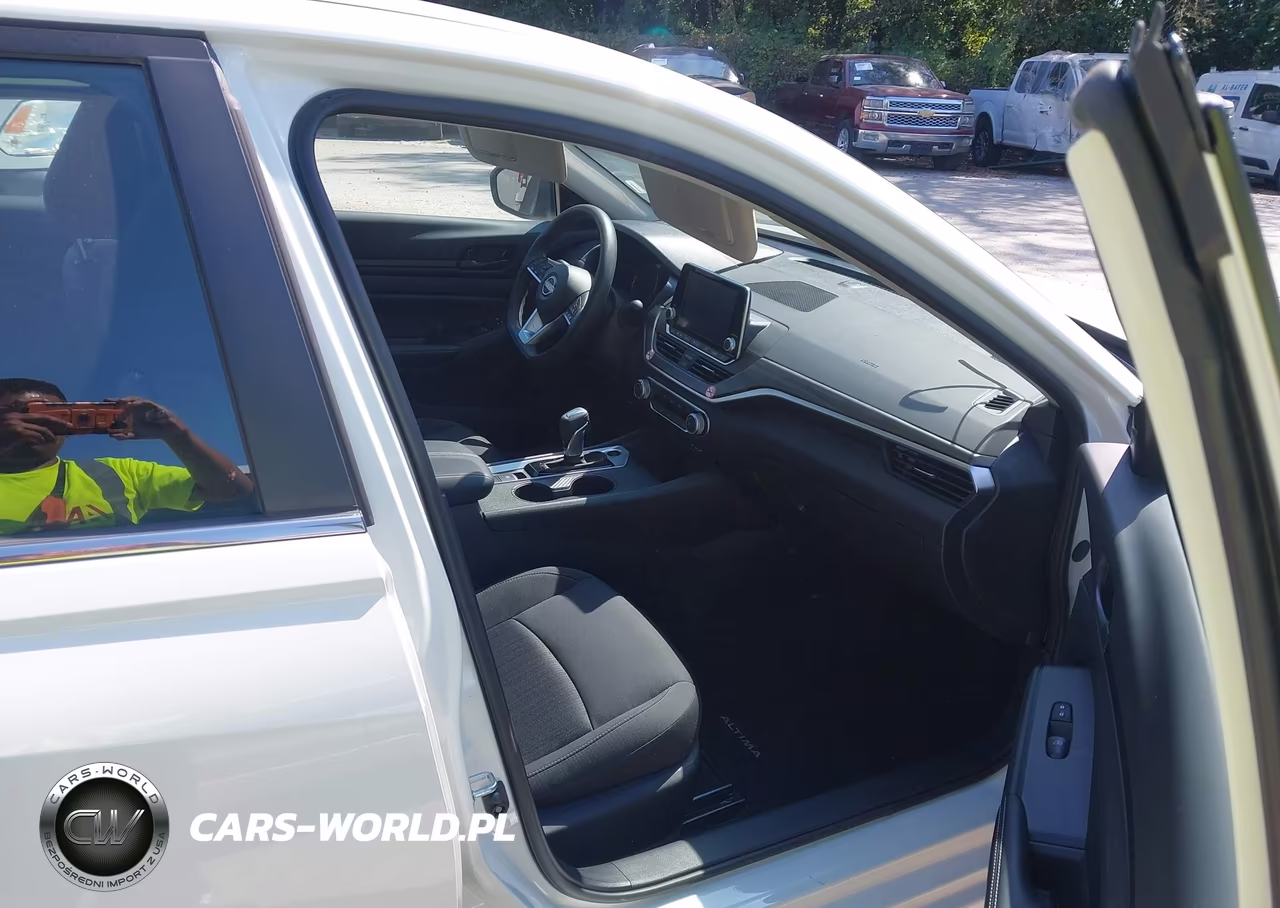 2026 Nissan Altima Sv Awd VIN:1N4BL4DW9TN335504 - 5