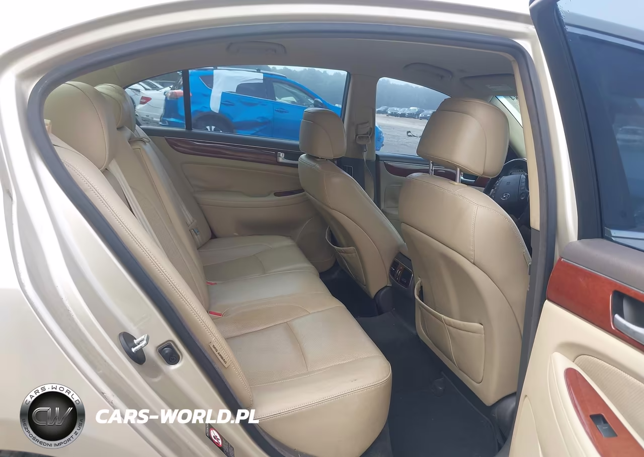 2012 Hyundai Genesis 3.8 VIN:KMHGC4DD5CU175427 - 8