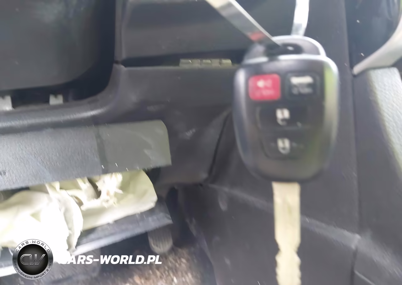 2017 Toyota Corolla Le VIN:5YFBURHE0HP710552 - 11