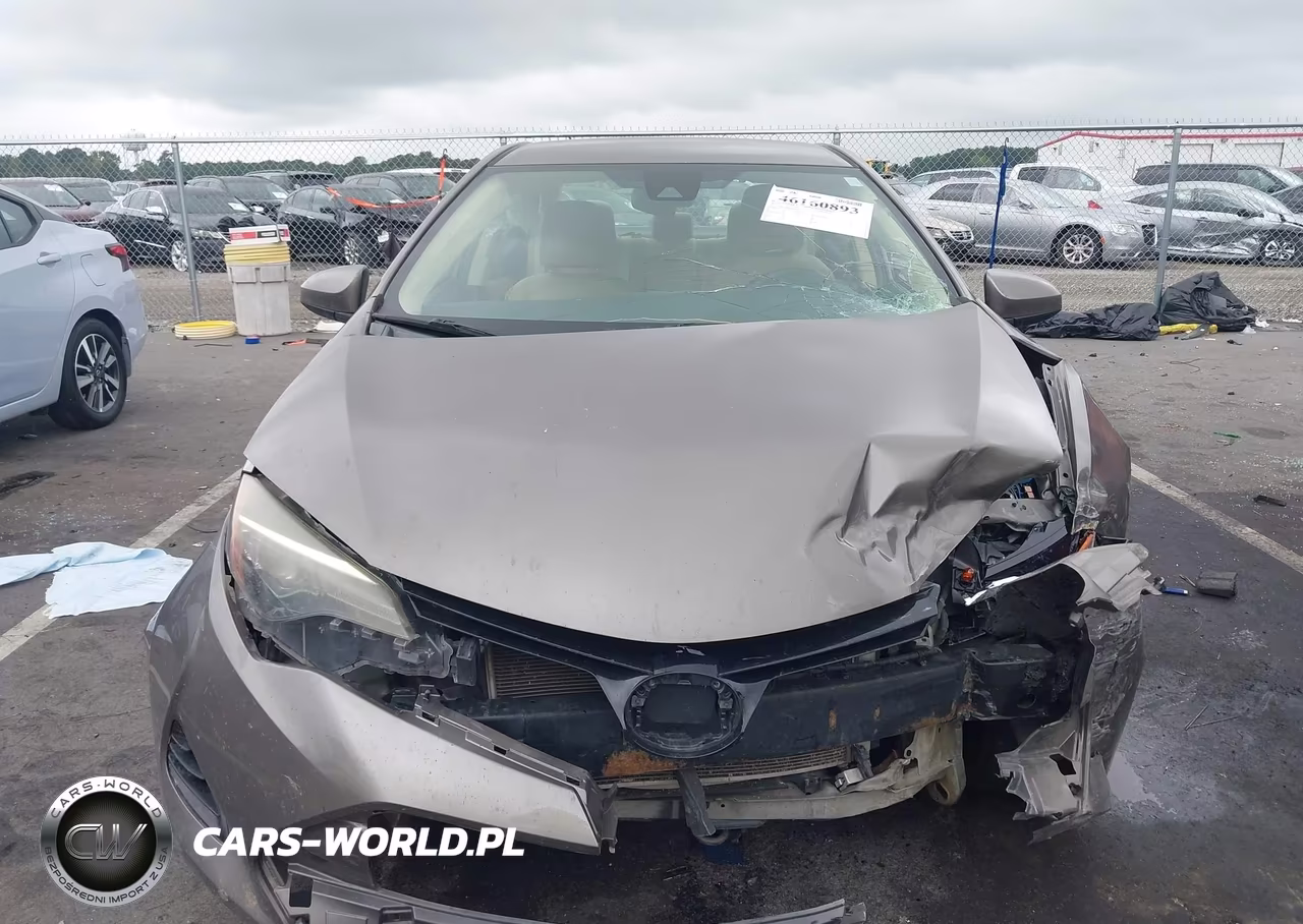 2017 Toyota Corolla Le VIN:5YFBURHE0HP710552 - 13