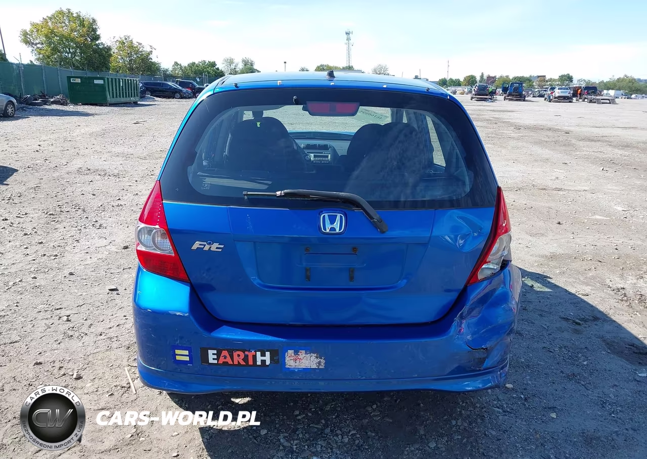 2007 Honda Fit Sport VIN:JHMGD38617S063635 - 16