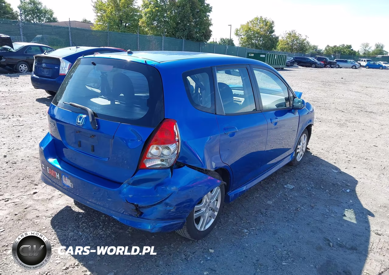 2007 Honda Fit Sport VIN:JHMGD38617S063635 - 4