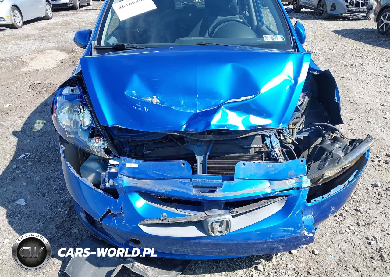 2007 Honda Fit Sport VIN:JHMGD38617S063635 - 6