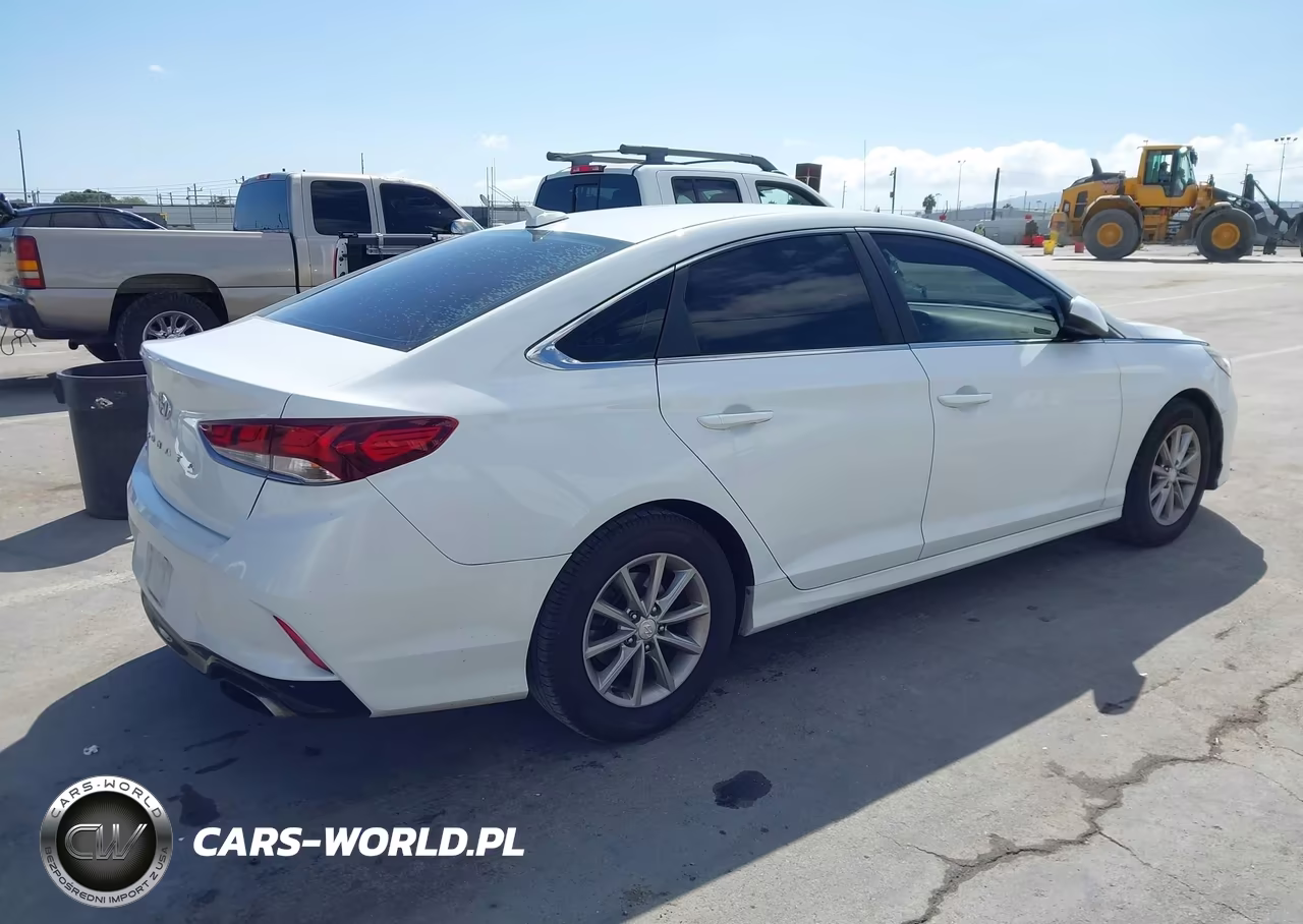 2018 Hyundai Sonata Se VIN:5NPE24AF1JH598288 - 4
