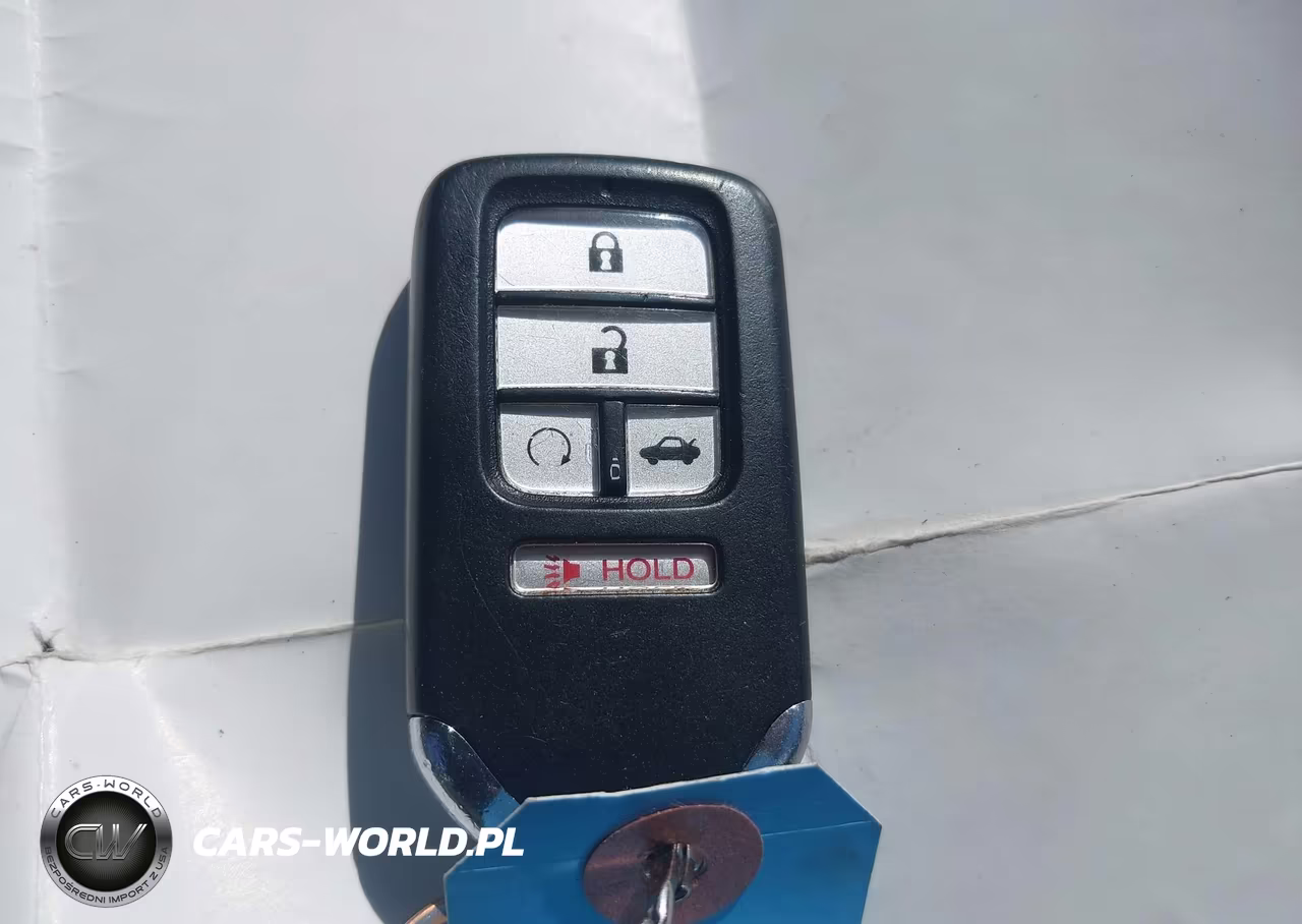 2016 Honda Civic Touring VIN:19XFC1F99GE006085 - 11