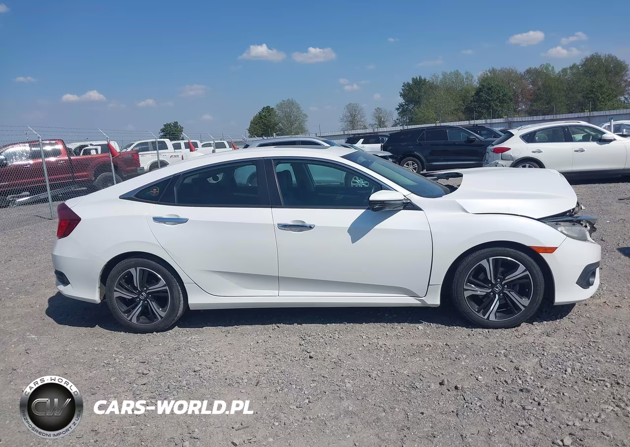 2016 Honda Civic Touring VIN:19XFC1F99GE006085 - 13