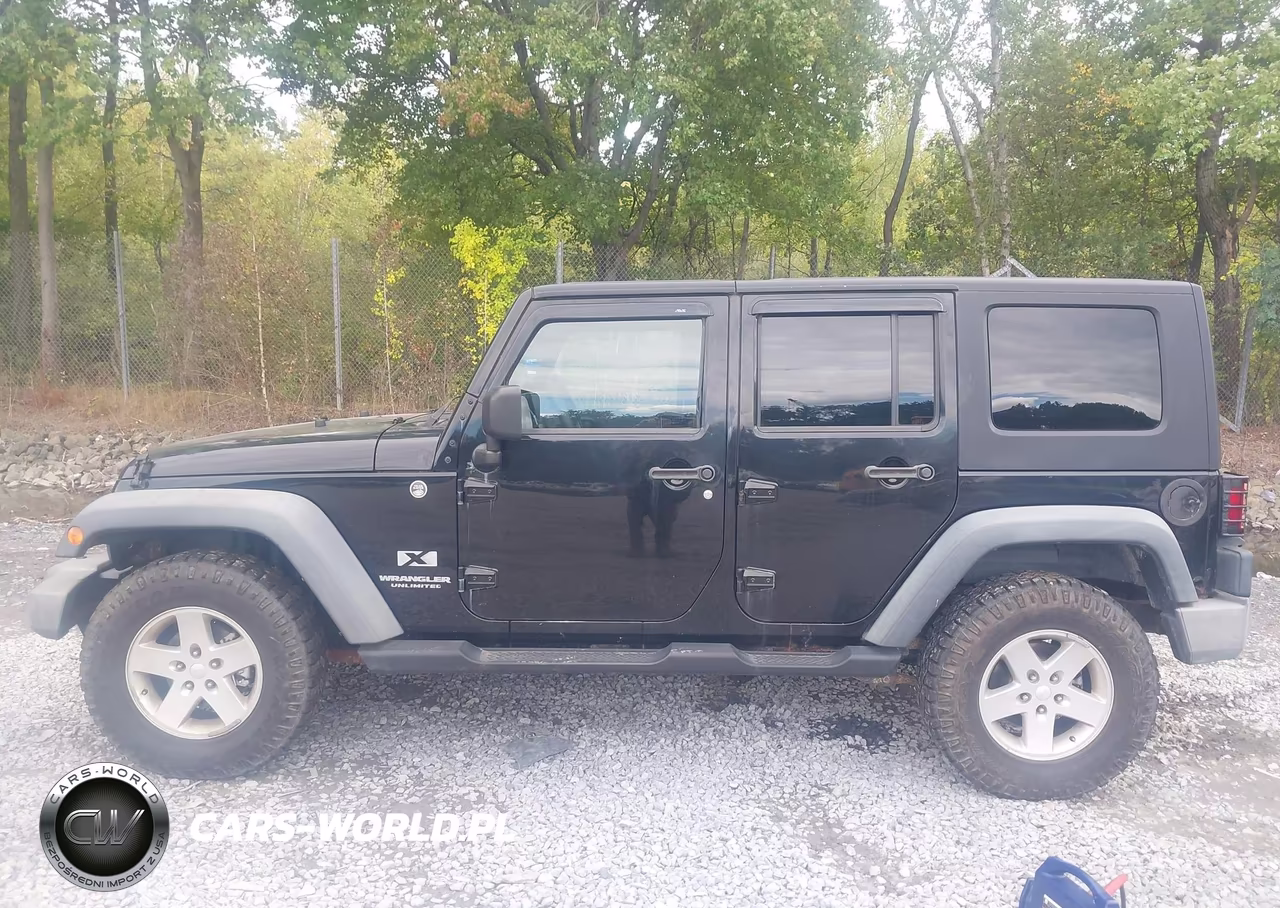 2009 Jeep Wrangler Unlimited X VIN:1J4GA39129L763989 - 14