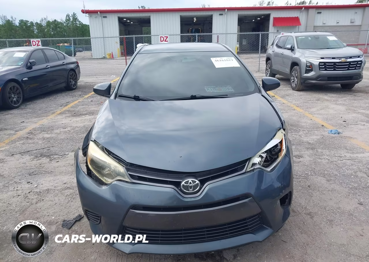 2015 Toyota Corolla Le VIN:2T1BURHEXFC389665 - 12