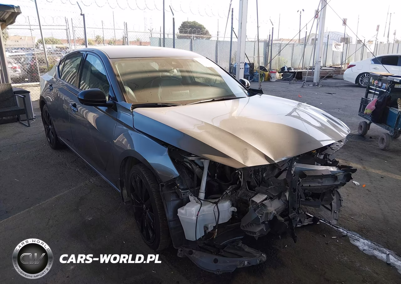 2023 Nissan Altima Sr Fwd