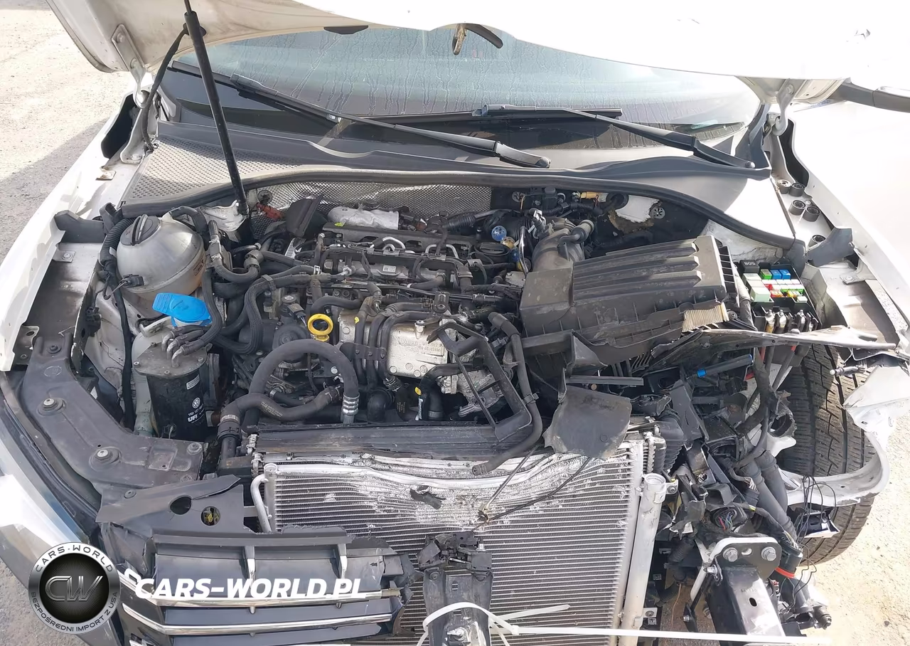 2015 Volkswagen Passat 2.0L Tdi Se VIN:1VWBV7A34FC014824 - 10