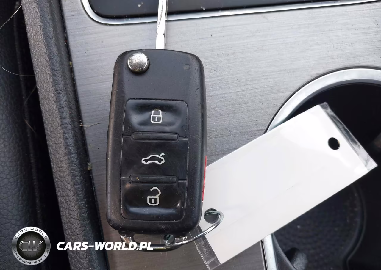 2015 Volkswagen Passat 2.0L Tdi Se VIN:1VWBV7A34FC014824 - 11