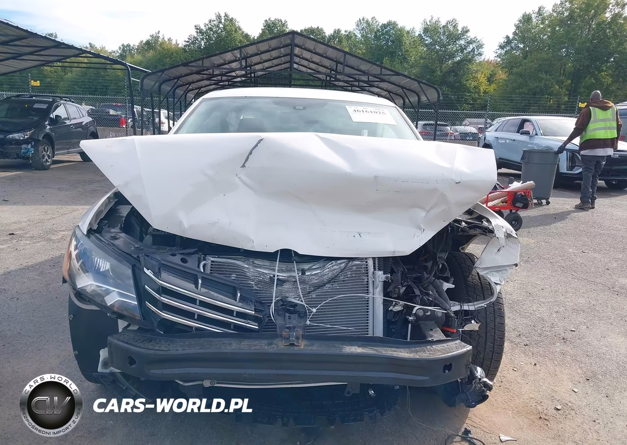 2015 Volkswagen Passat 2.0L Tdi Se VIN:1VWBV7A34FC014824 - 13