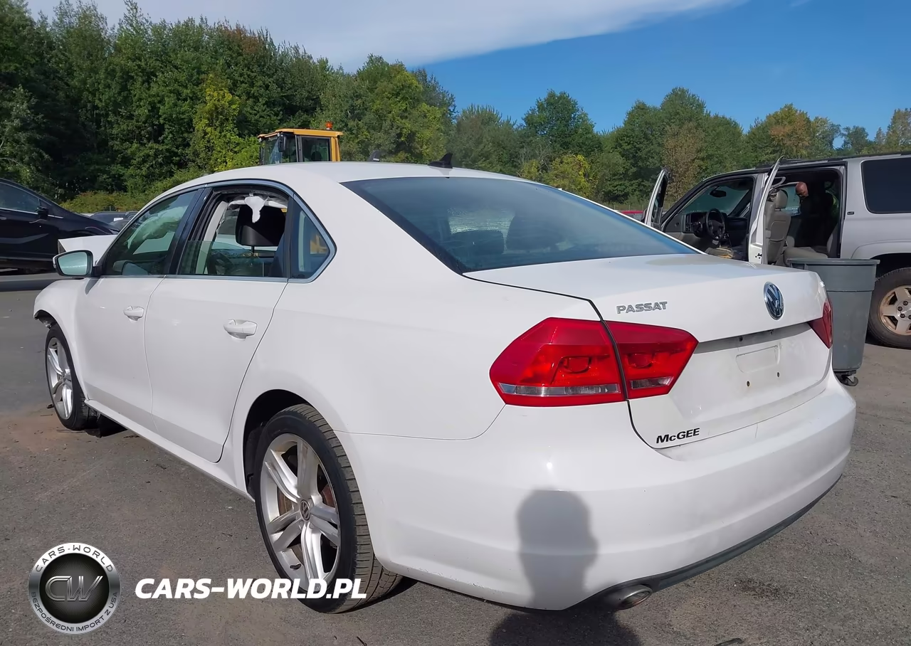 2015 Volkswagen Passat 2.0L Tdi Se VIN:1VWBV7A34FC014824 - 3