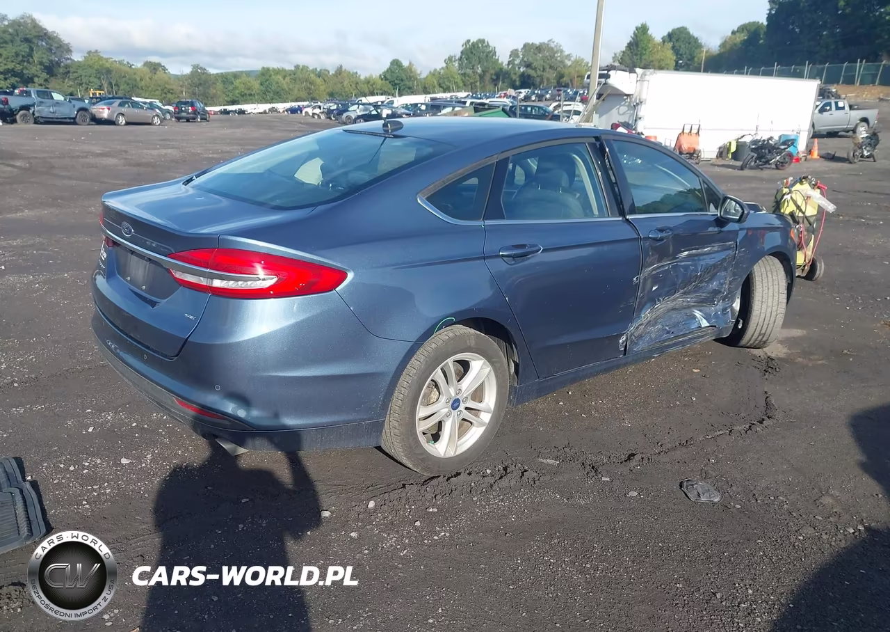 2018 Ford Fusion Se VIN:3FA6P0H71JR226725 - 4