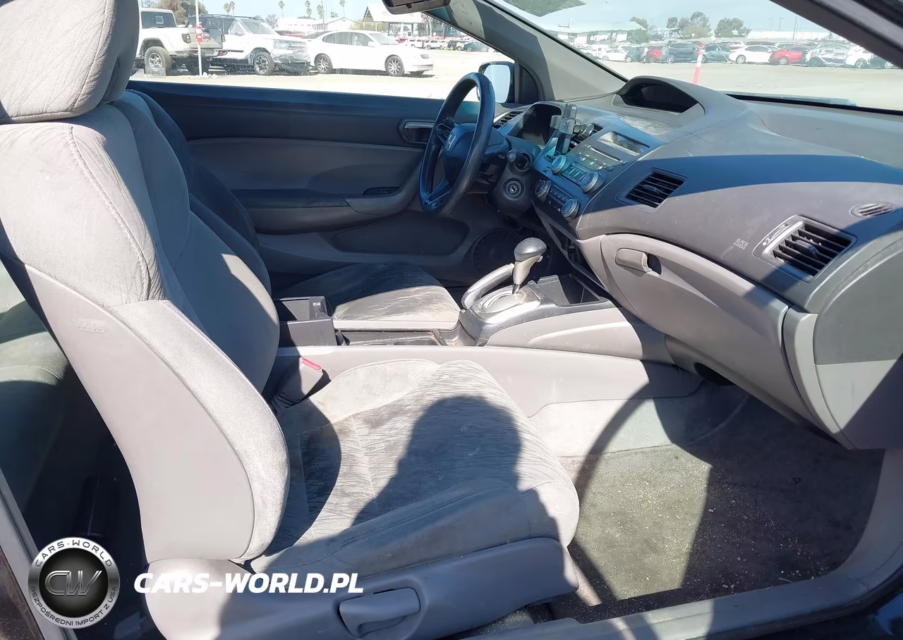 2008 Honda Civic Lx VIN:2HGFG12638H524233 - 5