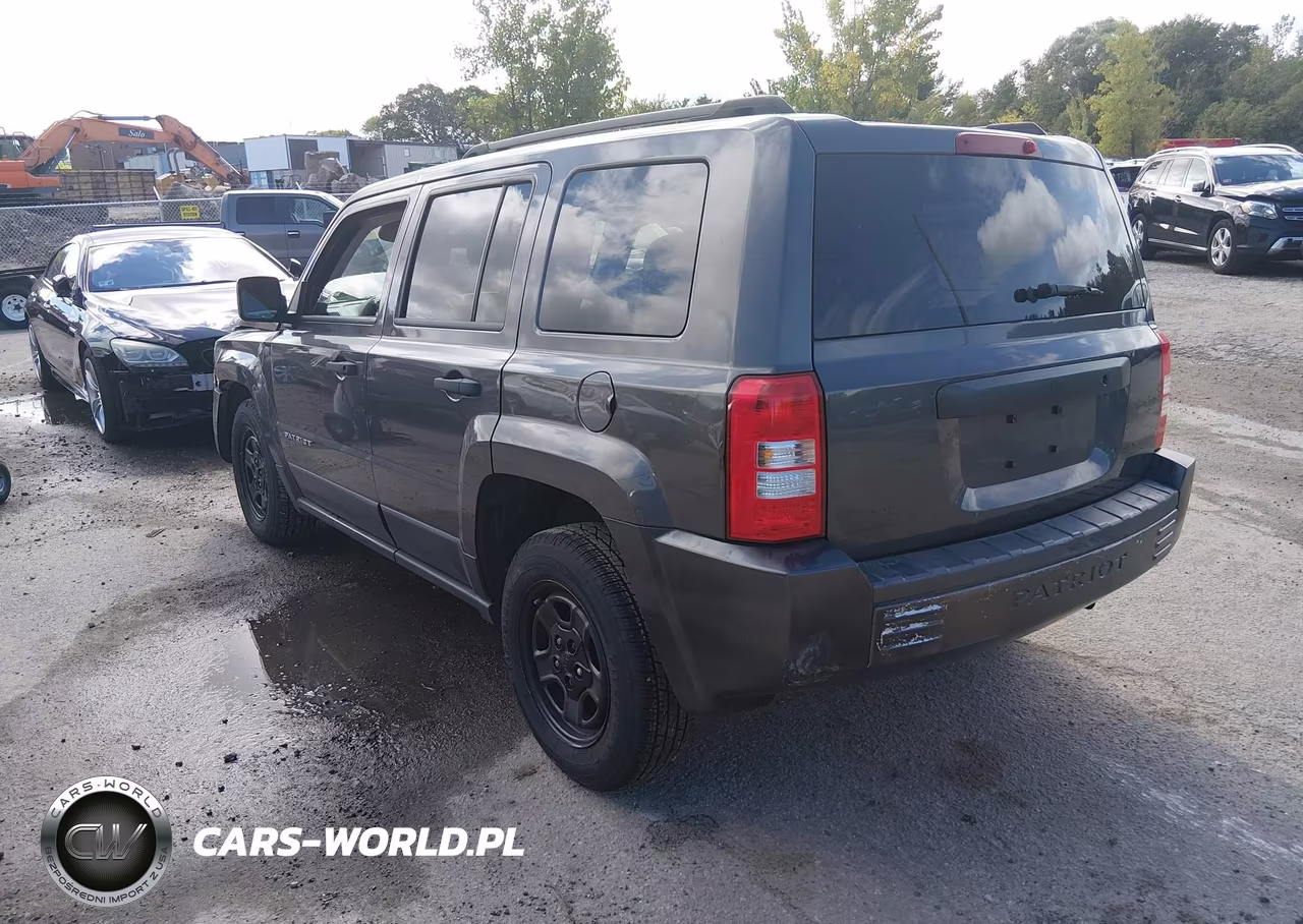 2015 Jeep Patriot Sport VIN:1C4NJPBB1FD144183 - 3