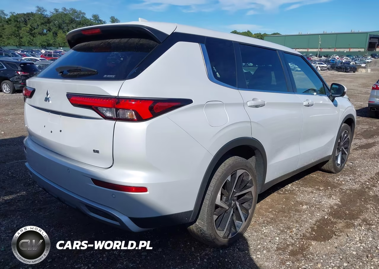 2023 Mitsubishi Outlander Se 2.5 S-Awc VIN:JA4J4UA8XPZ044480 - 4