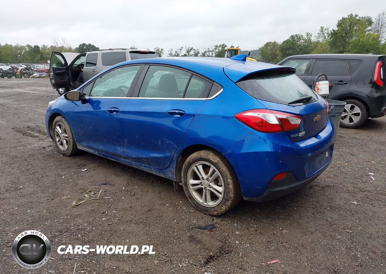 2018 Chevrolet Cruze Lt Auto VIN:3G1BE6SM6JS654761 - 3