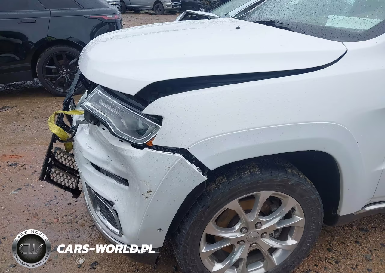 2021 Jeep Grand Cherokee Summit 4X4 VIN:1C4RJFJT0MC503564 - 18