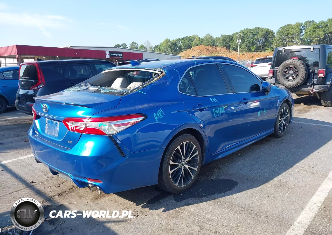 2020 Toyota Camry Se VIN:4T1G11AK1LU343832 - 4
