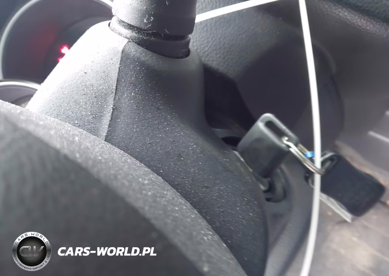 2007 Nissan Versa 1.8S VIN:3N1BC13E37L438833 - 11
